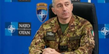 Komandanti i KFOR në Kosovë: Situata është e qëndrueshme, por ka rrezik përshkallëzimi