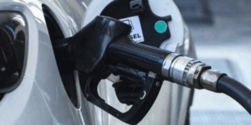 Hidhnin në makina më pak benzinë nga se tregonte pompa e karburantit. 22 të arrestuar në Greqi