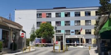 “Shpërthim” virozash në Berat/ Fëmijët preken nga çrregullime gastro-intensinale