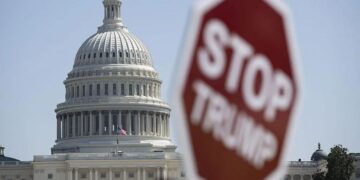 Analiza e BBC/ SHBA drejt bllokimit të qeverisë, përplasjet politike rrezikojnë funksionimin e institucioneve