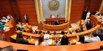 Komisioni i Ligjeve të Bashkisë së Tiranës shtyn për nesër mbledhjen për Veliajn