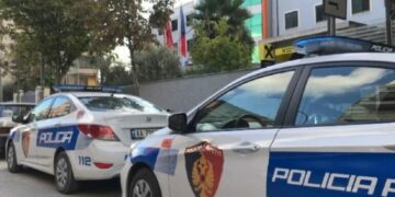 Shisnin drogë të ndarë në doza, vihen në pranga 4 shtetas gjermanë në Shëngjin