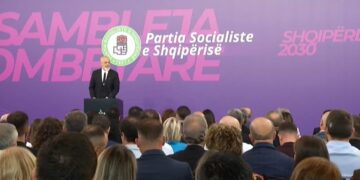 “Ia kemi lënë pushtetit gjyqësor që t’i qeverisë vetë organet e veta”, Rama nga Asambleja: E dija që do të sillte dhimbje tërheqja nga drejtësia!