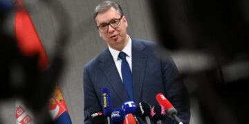 Vuçiç: Aleanca ushtarake Shqipëri-Kosovë-Kroaci, kundër Serbisë! Duhet të mbrohemi