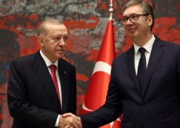 Dronët për Kosovën hijezojnë ‘epokën e artë’ mes Serbisë dhe Turqisë