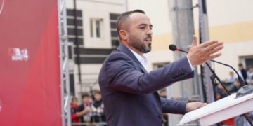 Për herë të parë, një shqiptar zgjidhet kryetar në komunën e Çashkës në Maqedoninë e Veriut