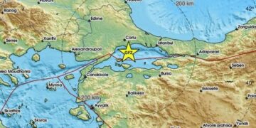 Sërish lëkundje të forta tërmeti në Turqi, qytetarët dalin me shpejtësi jashtë banesave të tyre të tmerruar