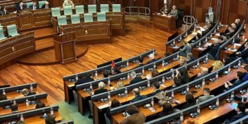 Konstituohet Kuvendi i Kosovës, Nenad Rashiç nga komuniteti serb zgjidhjet nënkryetar