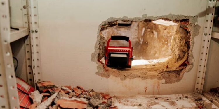 Mal i Zi/ Lirohen të gjithë të akuzuarit për hapjen e tunelit nëntokësor në gjykatën e Podgoricës