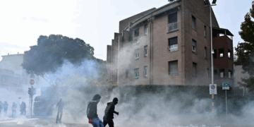 Italia në këmbë për Gazën, protesta dhe përleshje të forta me policinë