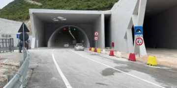 Nga 100 deri në 5000 lekë/ Hyjnë në fuqi tarifat për përdorimin e Tunelit të Llogarasë, sa do të paguhet për çdo kalim