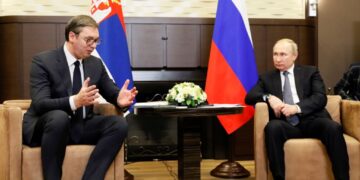 Serbia e Rusia diskutojnë sanksionet ndaj NIS, Vuçiç i shqetësuar për naftën