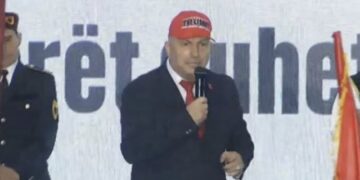 Haklaj u bën thirrje Begajt dhe Osmanit të nderojnë me urdhër të lartë 4 krerët e UÇK-së në Hagë.