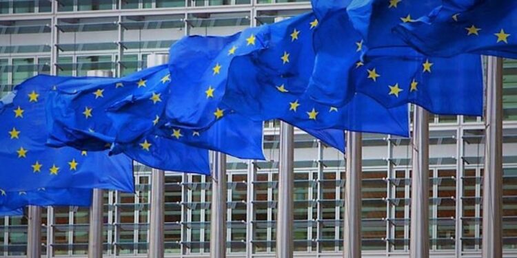 Kosovë, shoqëria civile i kërkon BE-së heqjen e masave ndëshkuese