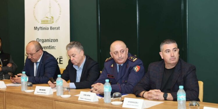 Berat: Diskutohet drafti për “Barazinë Gjinore”; Bozdo kërkon tërheqjen