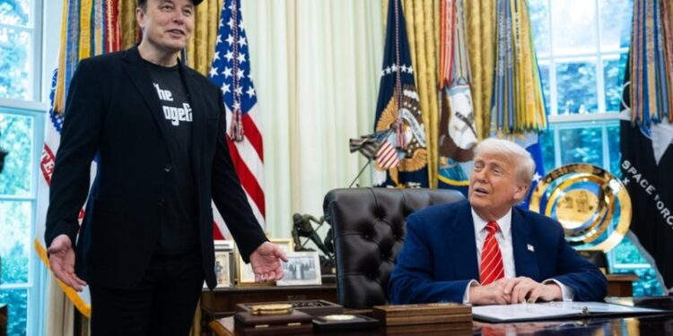 Trump dhe Musk janë sërish miq, presidenti amerikan: Gjithmonë më ka pëlqyer Elon