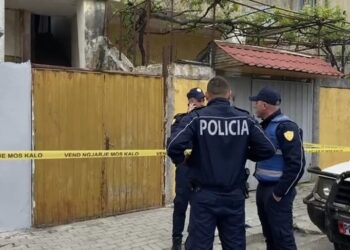 E martë e përgjakshme: tre të vrarë me thikë brenda 4 orëve në Tiranë, Durrës dhe Berat