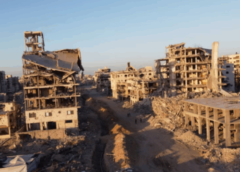 Avionët izraelitë bombardojnë Gazën pasi Netanyahu urdhëroi sulme të fuqishme