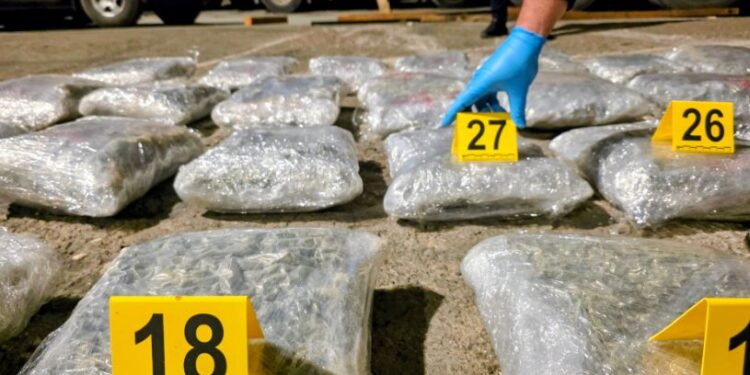 Prishtinë: Kapet kamioni me 200 kg drogë, arrestohet shoferi