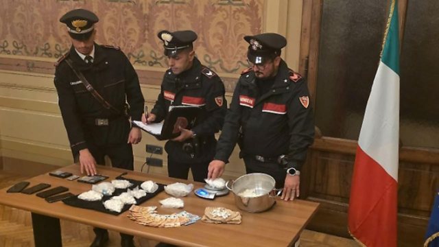 Shpërndanin drogë, arrestohen dy të rinj shqiptarët në Itali