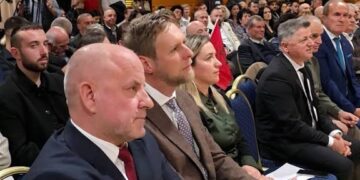 Princ Leka në Shkodër: “Koha për t’u rikthyer në fron, ju jeni vatër besimi e qëndrese”