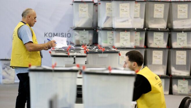 BIRN: Tjetërsimi i qindra votave në Qarkun e Fierit kalon pa ndëshkime