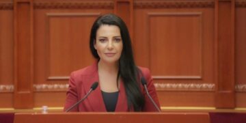 “Liria ka emër,drejtësi për çlirimtarët”Balluku thirrje qytetarëve për protestën per liderët eUÇK-së