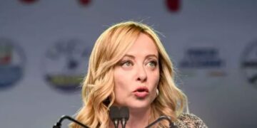 “Po fshehin faktin që ofensiva verore dështoi”, Meloni në Bruksel: Mos iu përgjigjni provokimeve ruse, por përgatituni!