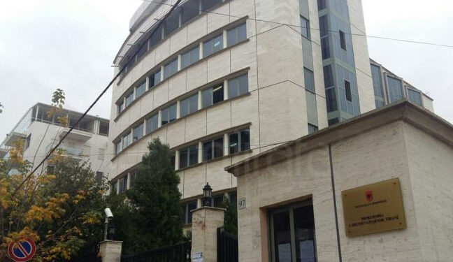 Rrëmbyen një person me qëllim fitimin e pasurisë, Prokuroria e Tiranës dërgon në gjyq 4 persona