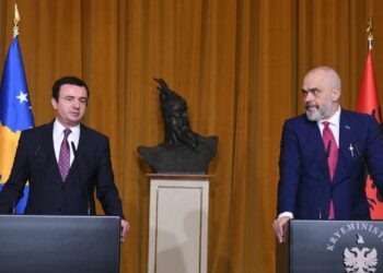 Nesër protesta në Tiranë për ish-krerët e UÇK, Rama  Kurtit: Nuk jam në garë me Vetëvendosjen