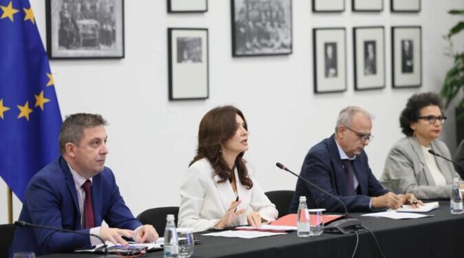 Spiropali takim me 27 ambasadorët shqiptarë në vendet e BE