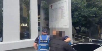 Tre vëllezër e kërcënuan për 30 mijë euro borxh