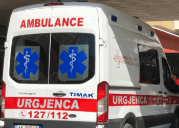 Humbi ndjenjat gjatë punës në fabrikë, ndërron jetë 21-vjeçari