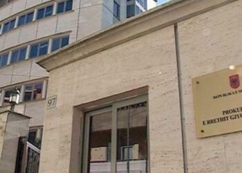 Prokuroria e Tiranës lëshon 8 masa sigurie për disa persona në fushën e farmaceutikës