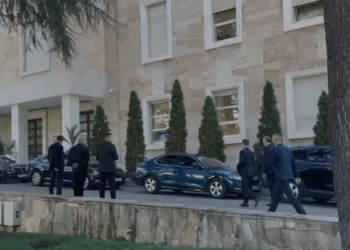 Kryeministri Rama mbledh në Kryeministri kreun e Kuvendit