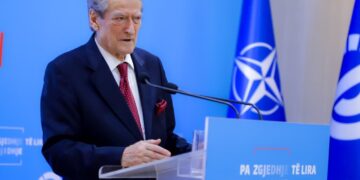 DASH shpalli organizatë terroriste dhe sanksionoi vëllezërit Hysa, Berisha