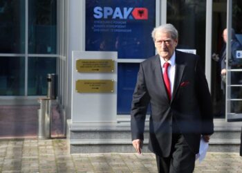 SPAK i çon fletëthirrje Sali Berishës, do të pyetet për 21 janarin