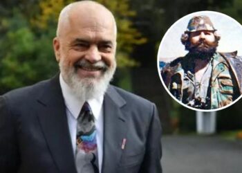 Sot 28 Nëntori, Rama përkujton figurën e Adem Jasharit: Heroi që lindi në Ditën e Flamurit