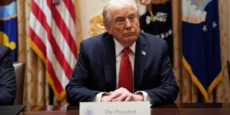 Trump hebrenjve në Nju Jork: Mos votoni demokratin, s’ju përfaqëson!