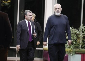 Përfundon mbledhja e Ramës dhe deputetëve të PS në seli