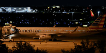 Mbyllja e qeverisë në SHBA, anullohen mbi 750 fluturime