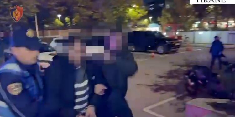 Arrestohet 40-vjeçari i dënuar me 6 vite burg për mashtrim me dokumente amerikane