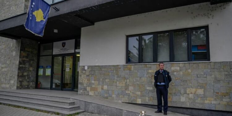 Pasojat për serbët në veri tre vjet pas largimit nga institucionet