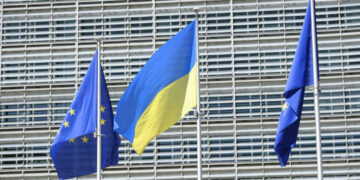 Plani i Trump për Ukrainën/ BE rishikon qasjen ndaj konfliktit, raporton Bloomberg