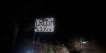 Orosh — Vijon ngujimi i dy të armatosurve; policia dërgon motrën e njërit për negociata