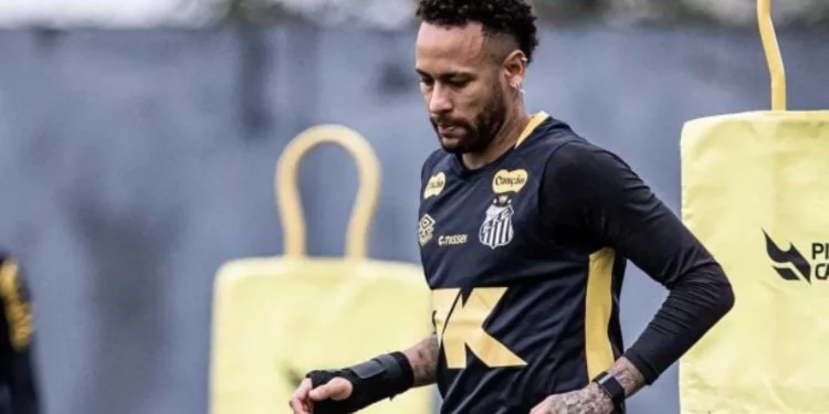 Neymar dëmtohet rëndë, Botërori vihet në dyshim