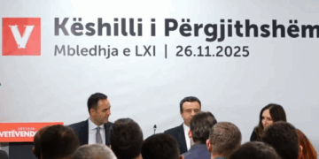 Albin Kurti rizgjidhet kandidat i Vetëvendosjes për kryeministër pa asnjë votë kundër
