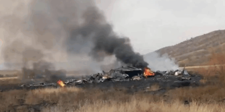 Rrëzohet në Gjeorgji avioni ushtarak turk, 20 të vdekur