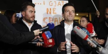 Balluku 5 orë në Kryeministri, Shehaj: Po kërkon t’i shpëtojë drejtësisë, do përfundojë në burg!