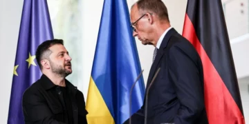 Ukraina pranon ofertën e Trump/ Scholz–Zelensky: Prioritet negociatat për paqe